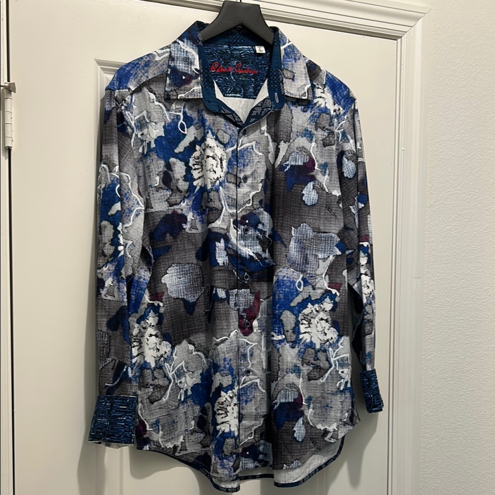 Robert Graham Men's Blue and Gray Abstract Shirt
